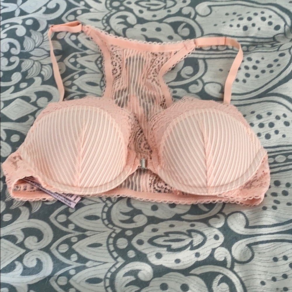 Victoria’s Secret Bra size 34B